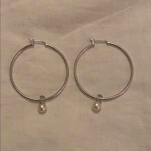 1.5 inch hoops with white Vantel Pearls